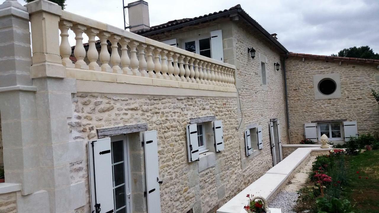 جوانيه - كلان Les Orchidees Chambre Hotes Futuroscope Chasseneuil Poitiers المظهر الخارجي الصورة